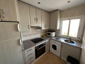 Charming 2 bed Prealsa